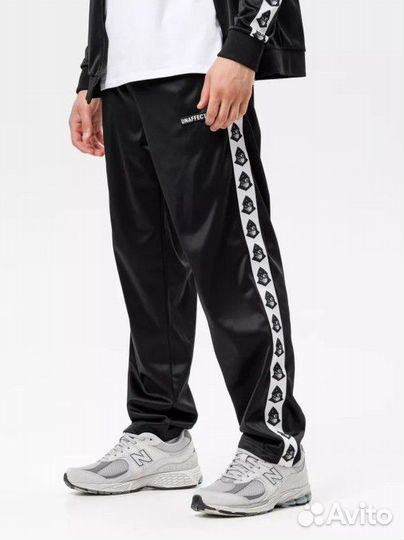 Спортивные штаны unaffected