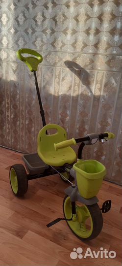 Детский велосипед трехколесный с ручкой бу