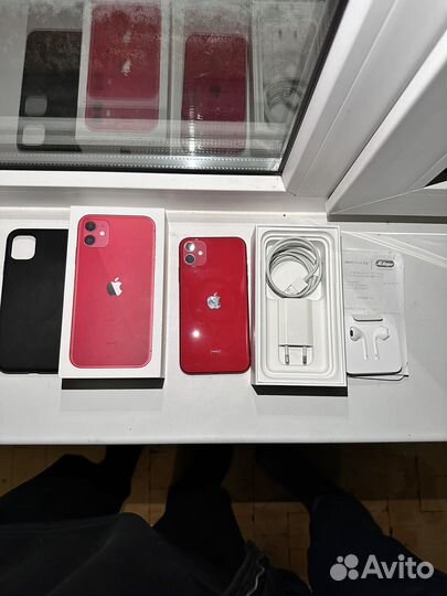 iPhone 11, 64 ГБ