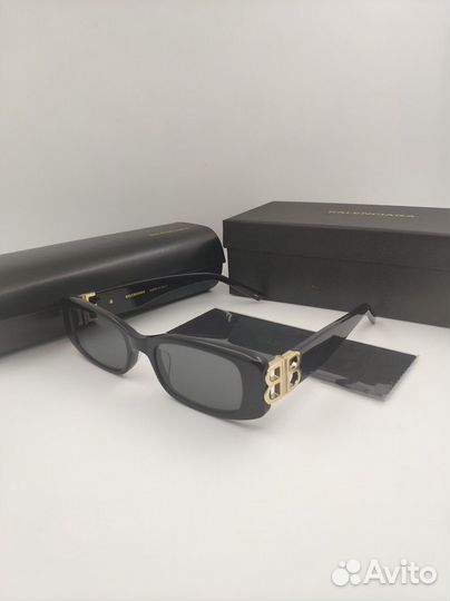 Очки balenciaga черные