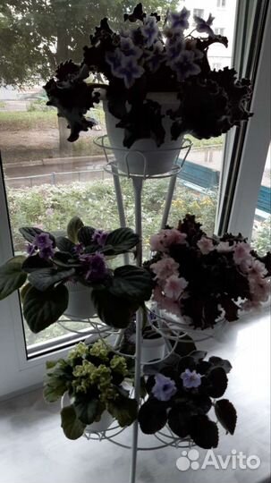 Подставка под цветы