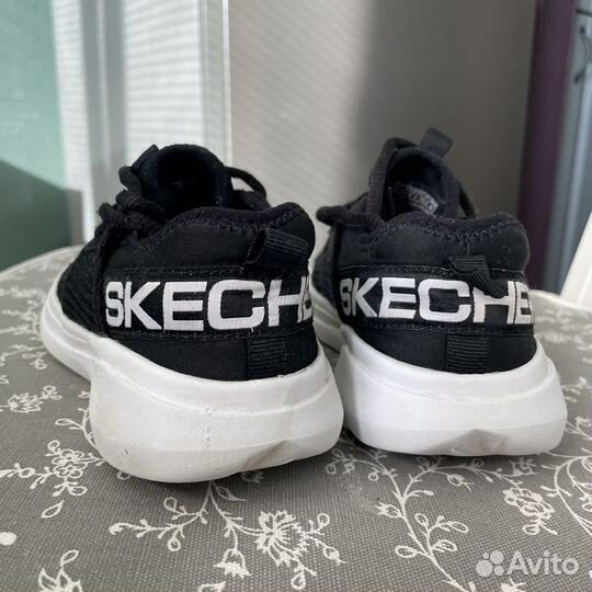 Кроссовки skechers 31