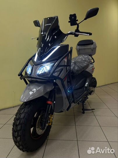 Скутер 150 кубов новый