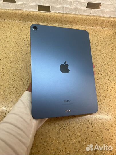 iPad air 5 2022 m1 64 wi fi
