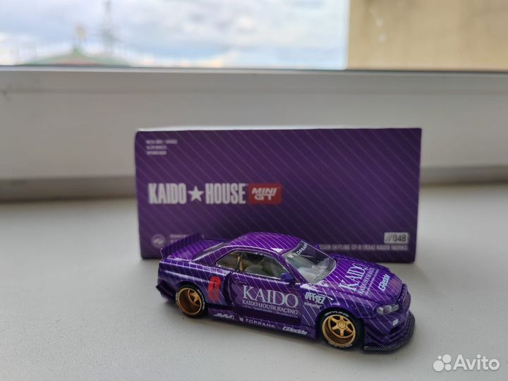 Kaido house mini gt Nissan skyline Gt-r 34, chase