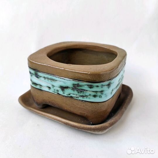Керамический горшочек с подставкой
