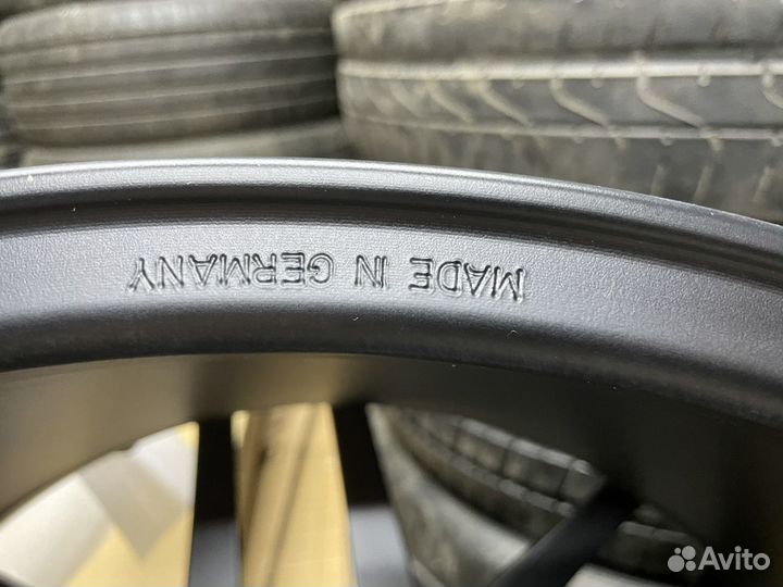 Диски оригинал R22 G63 AMG Mercedes W463