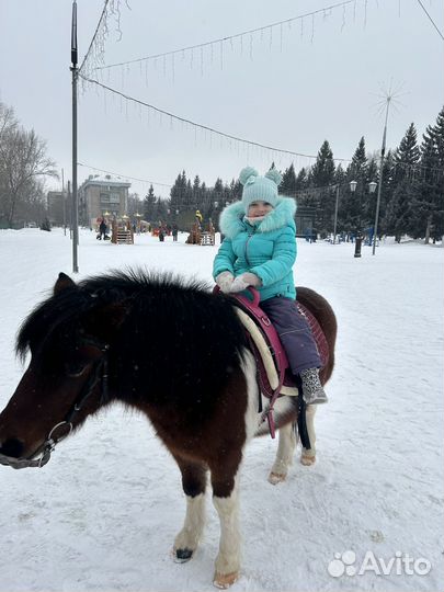 Зимний костюм для девочки