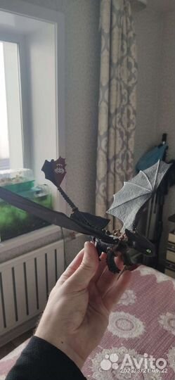 Продам игрушку беззубик