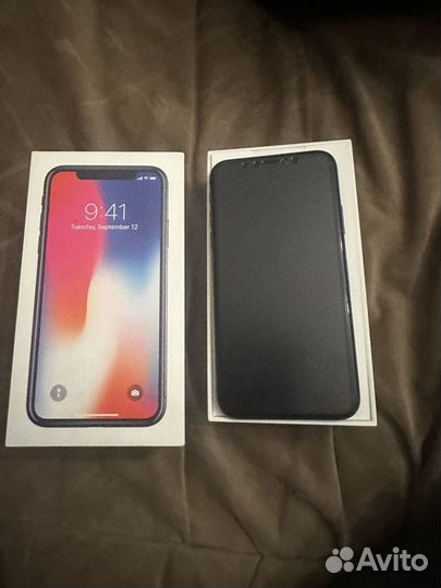 iPhone X, 64 ГБ