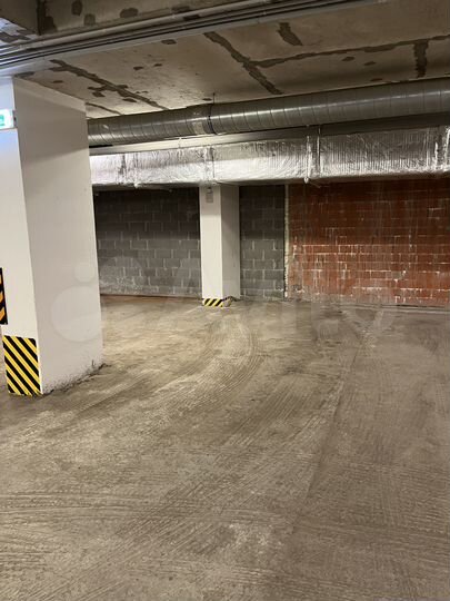 Машиноместо, 13 м²