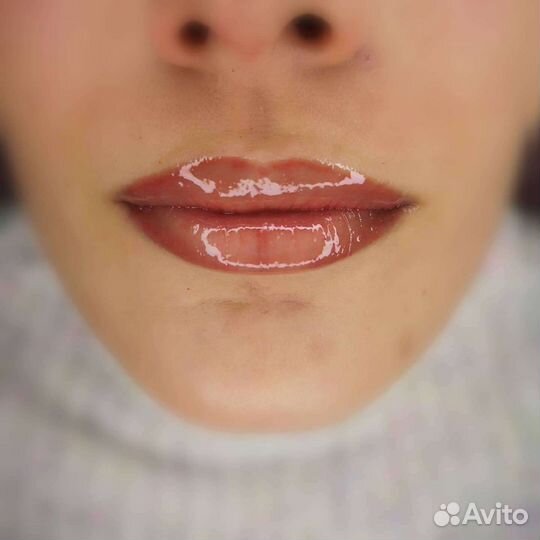 Перманентный макияж, модель