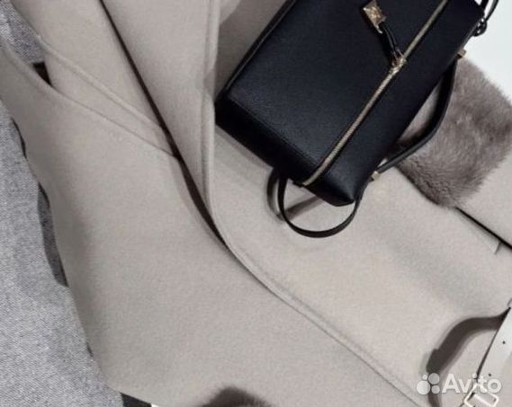 Тёплое кашемировое пальто с норкой FAL9943