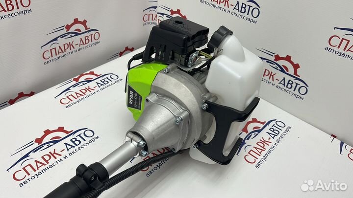 Бензиновый триммер (газонокосилка) урал