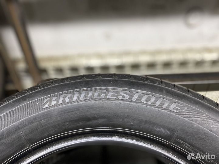 Bridgestone Turanza T001 215/60 R16 95V