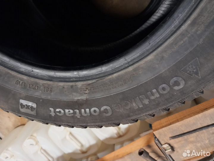 Continental ContiIceContact 4x4 225/65 R17 103H