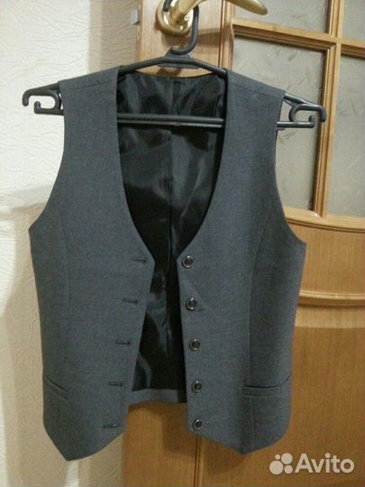 Жилет школьный
