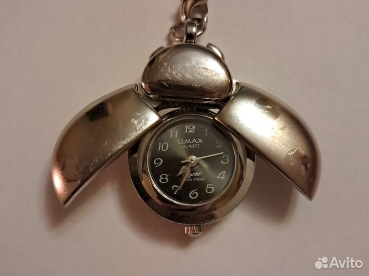 Часы кулон Божья коровка