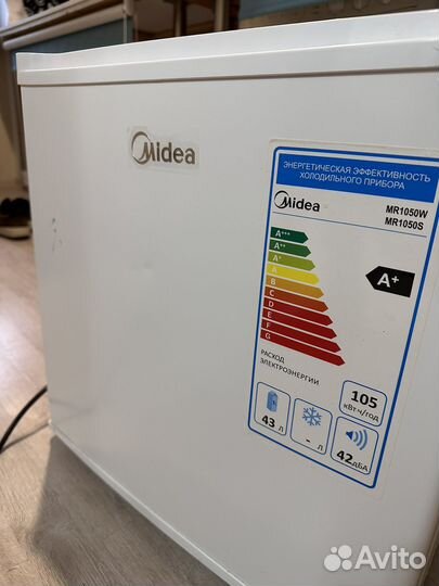 Холодильник маленький Midea