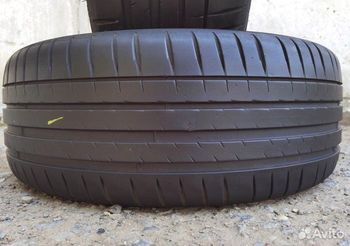 Michelin Pilot Sport 4 225/45 R19 96W