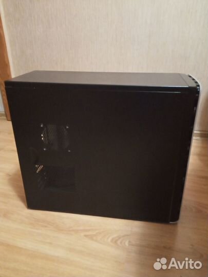 Корпус ATX для компьютера