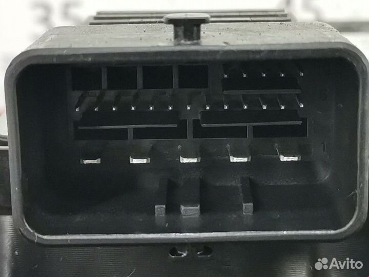 Блок управления ручником Peugeot 3008 2010