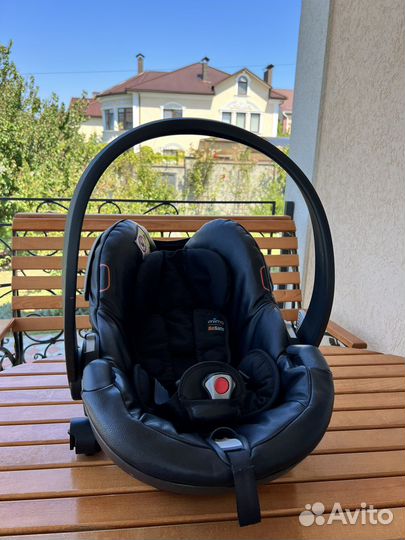 Автолюлька mima izi go для новорожденных