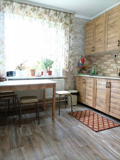 Дом 30 м² на участке 6 сот.