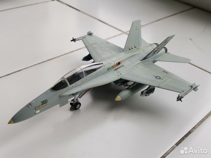 Готовая модель F/A-18D