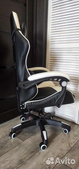 Компьютерное кресло + массаж + бесплатная доставка