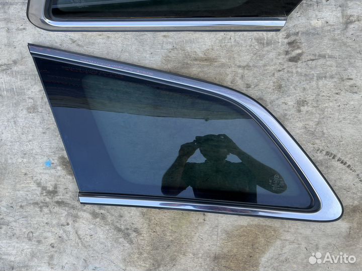 Форточка задняя Mazda CX-7