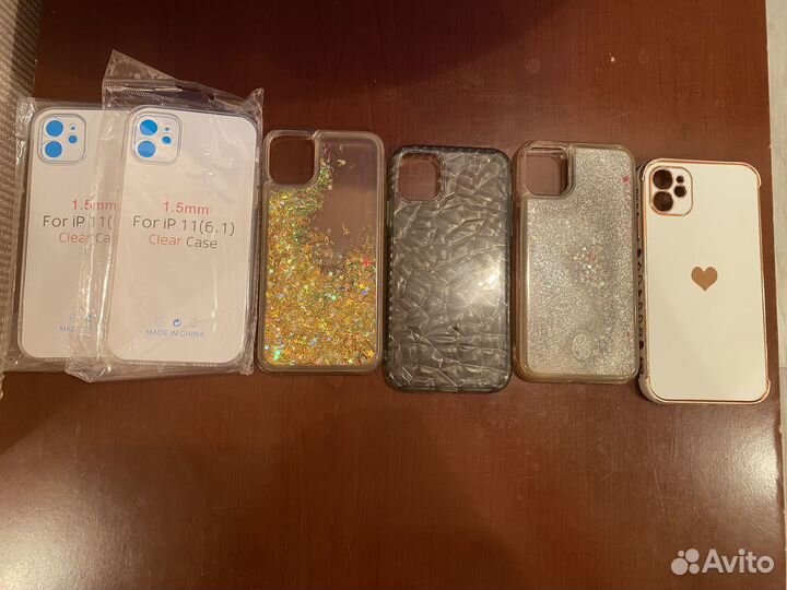Чехлы на iPhone 11