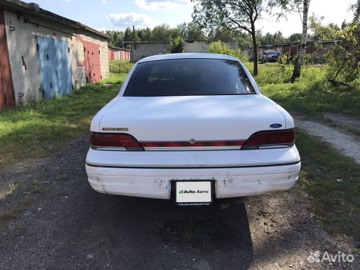 Ford Crown Victoria 4.6 AT, 1992, 4 250 км