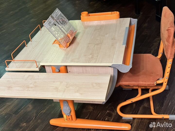 Растущая парта и стул дэми б/у