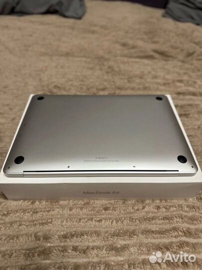 Apple macbook air 13 2020 m1