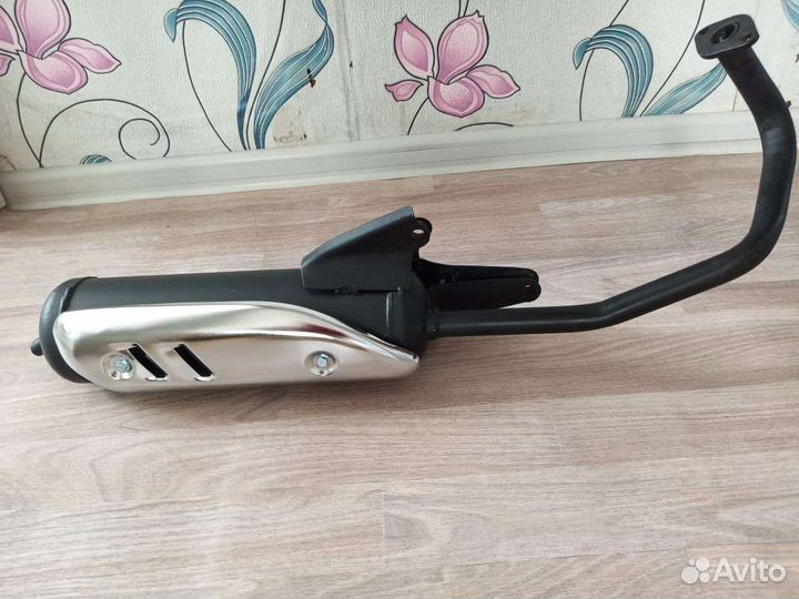 Выхлопная труба на мотоцикл мопед