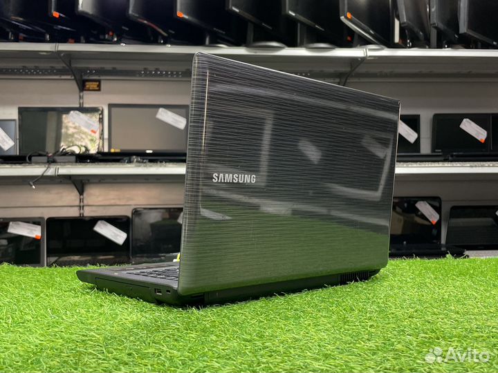 Ноутбук Samsung R425