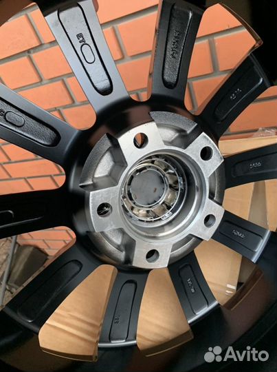 Диски R21 Toyota LC 200