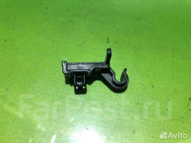 Клипса упора капота Королла allex runx