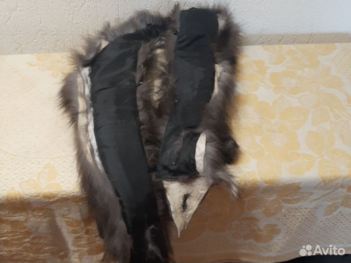 Меховой воротник чернобурка