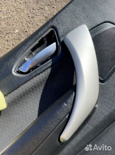 Бмв 1 f20 обшивка двери передняя левая