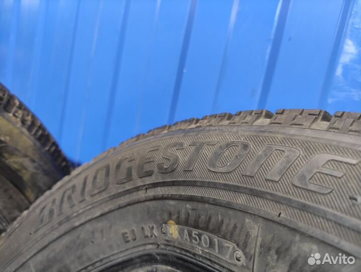 Bridgestone Blizzak VRX 185/65 R15