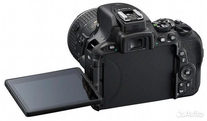 Зеркальный фотоаппарат Nikon D5500
