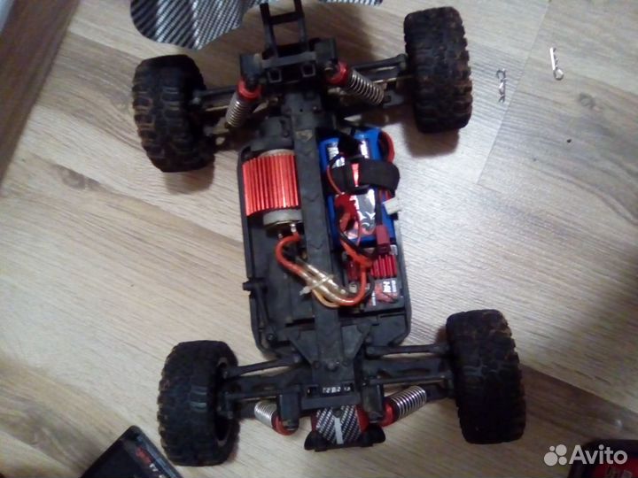 Радиоуправляемая модель Ремо Хобби Динго