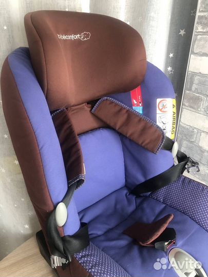 Автокресло с isofix. Milo Fix Maxi Cosi. 0-18