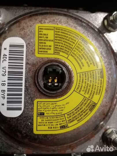 Подушка безопасности пассажира