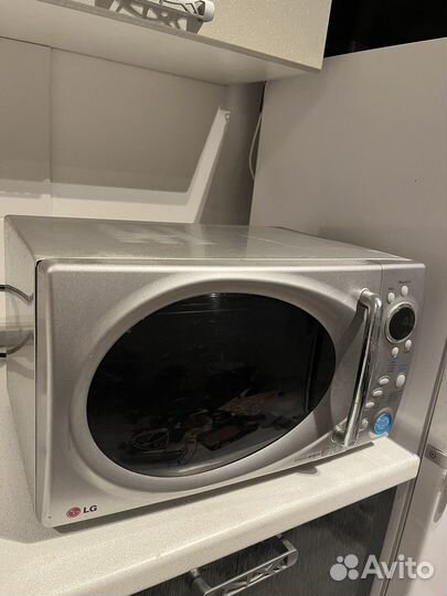 Микроволновая печь lg mh-596u