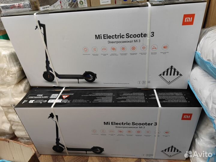 Электросамокат Xiaomi Mi Electric Scooter 3 новый