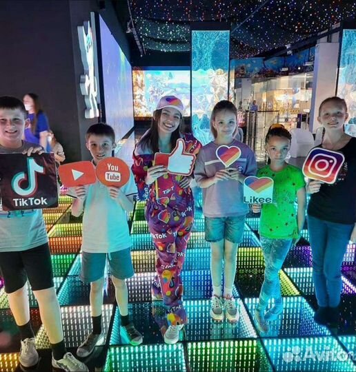 Аниматор, шоу Нащупай Выпускной челленджы серебро