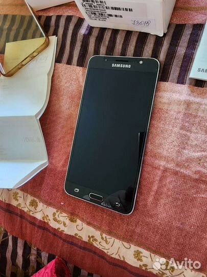 Смартфон бу samsung G7 (2016) в хорошем состоянии